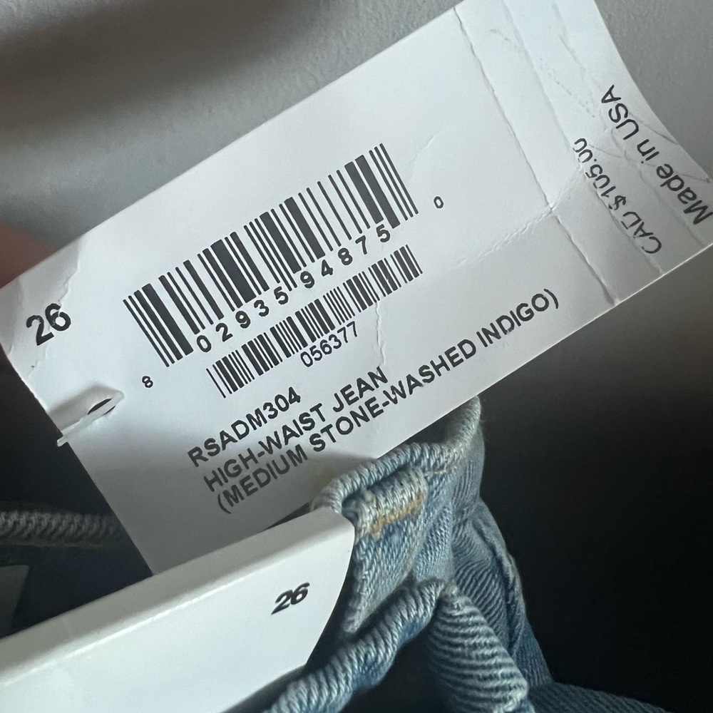 BNWT AA High Waist Mom Jean • size 26 - Picture 3 of 7